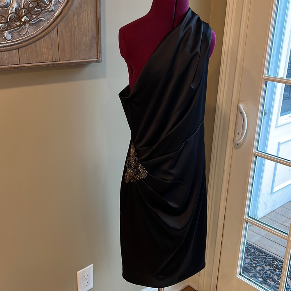 ELIZA J New York Evening Gown